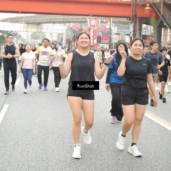 Runner Photo 4684024