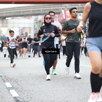 Runner Photo 4684076
