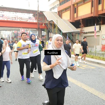 Runner Photo 4684311