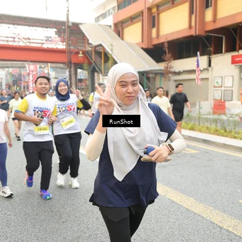 Runner Photo 4684344