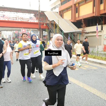 Runner Photo 4684345