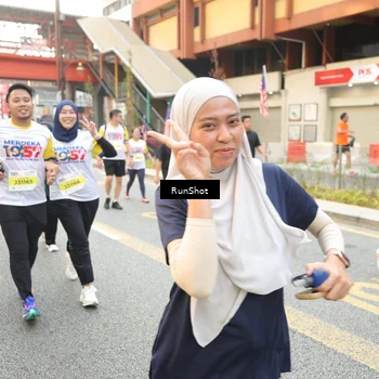 Runner Photo 4684374