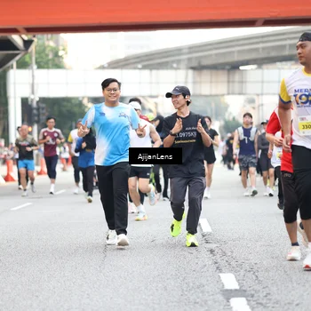 Runner Photo 4684377