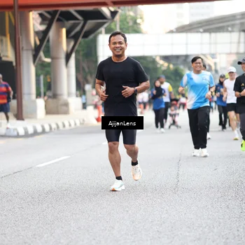Runner Photo 4684390