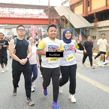 Runner Photo 4684396