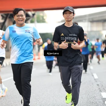 Runner Photo 4684426
