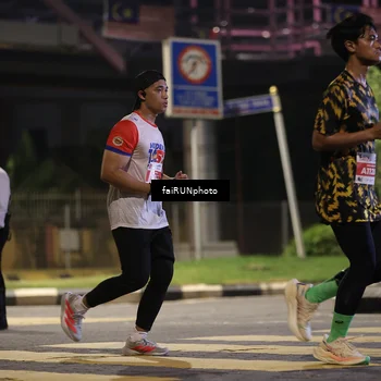Runner Photo 4684450