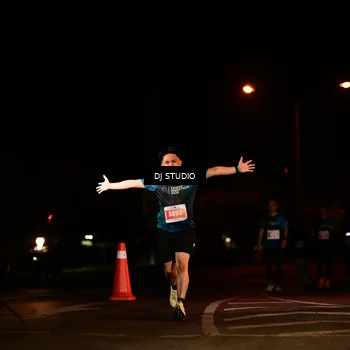 Runner Photo 4684463