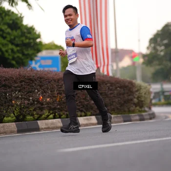 Runner Photo 4684478