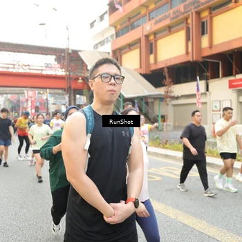 Runner Photo 4684537