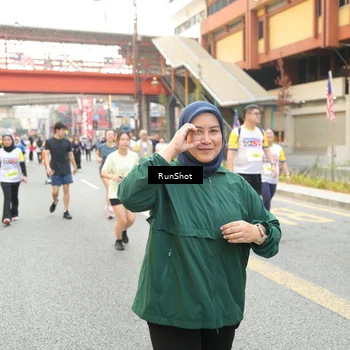 Runner Photo 4684546