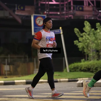 Runner Photo 4684653