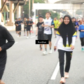 Runner Photo 4684706