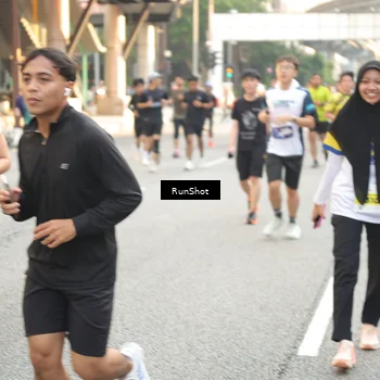 Runner Photo 4684719