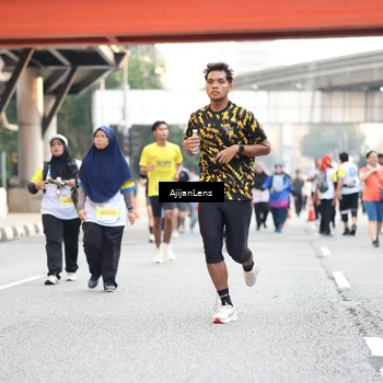 Runner Photo 4684733