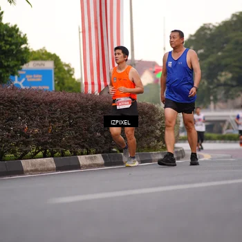 Runner Photo 4684758