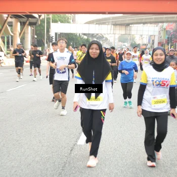 Runner Photo 4684800