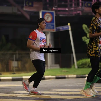 Runner Photo 4684861