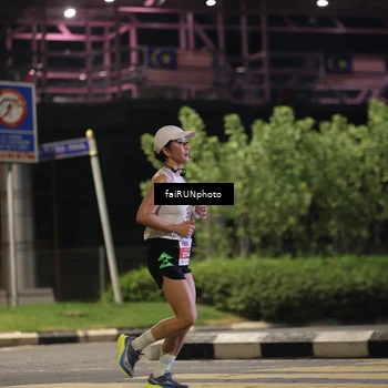 Runner Photo 4684975