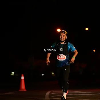 Runner Photo 4685424