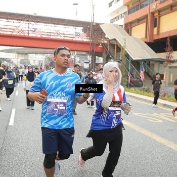 Runner Photo 4685500