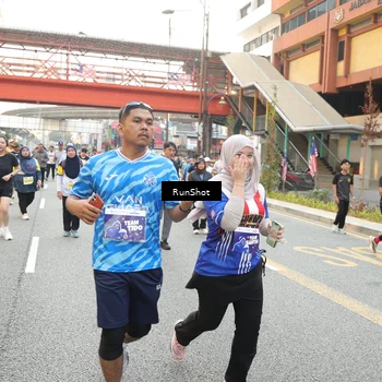 Runner Photo 4685529
