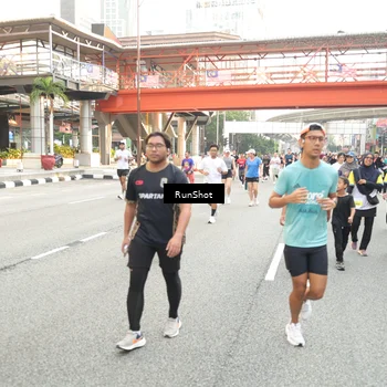 Runner Photo 4685704