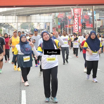 Runner Photo 4685747