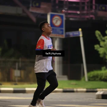 Runner Photo 4686151