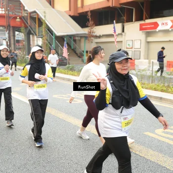 Runner Photo 4686192