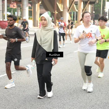 Runner Photo 4686352
