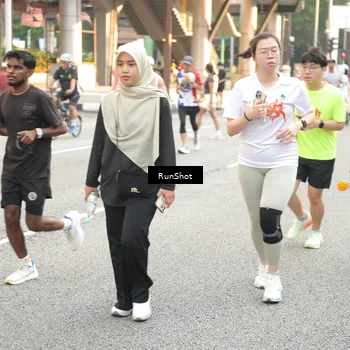 Runner Photo 4686415