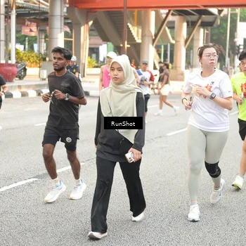 Runner Photo 4686553