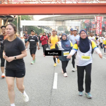 Runner Photo 4686660