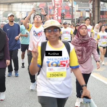 Runner Photo 4687031