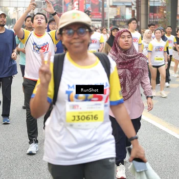 Runner Photo 4687073