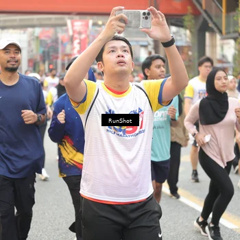 Runner Photo 4687192