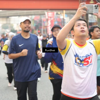 Runner Photo 4687212