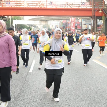 Runner Photo 4687365
