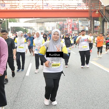 Runner Photo 4687404