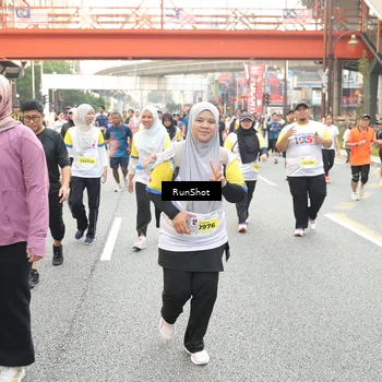 Runner Photo 4687442