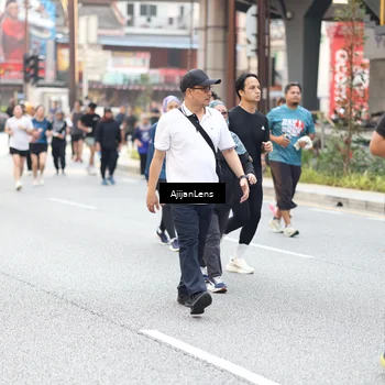 Runner Photo 4687545