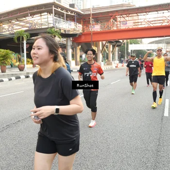 Runner Photo 4687546