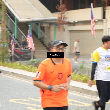 Runner Photo 4687582