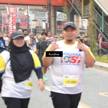 Runner Photo 4687600