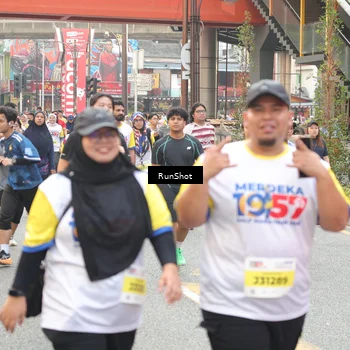 Runner Photo 4687611
