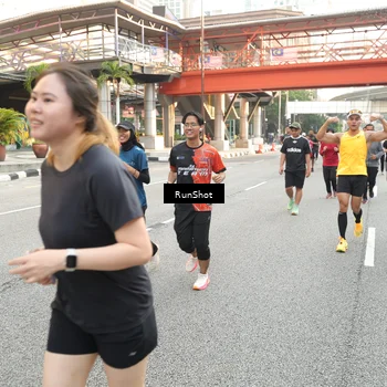 Runner Photo 4687614