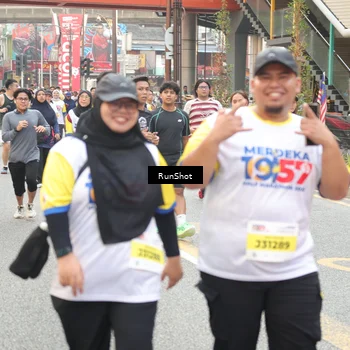 Runner Photo 4687628