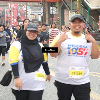 Runner Photo 4687631