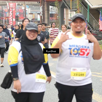 Runner Photo 4687654